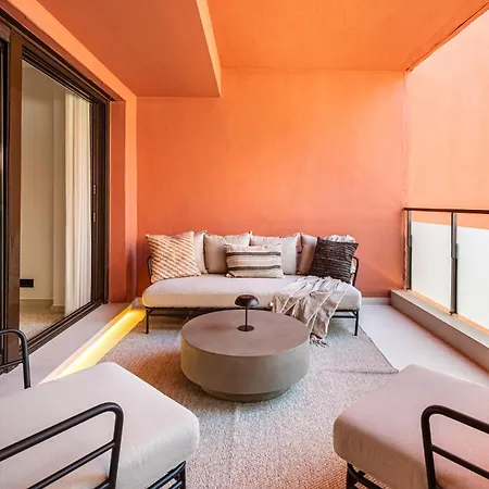 Luxury Salinas Beachside *